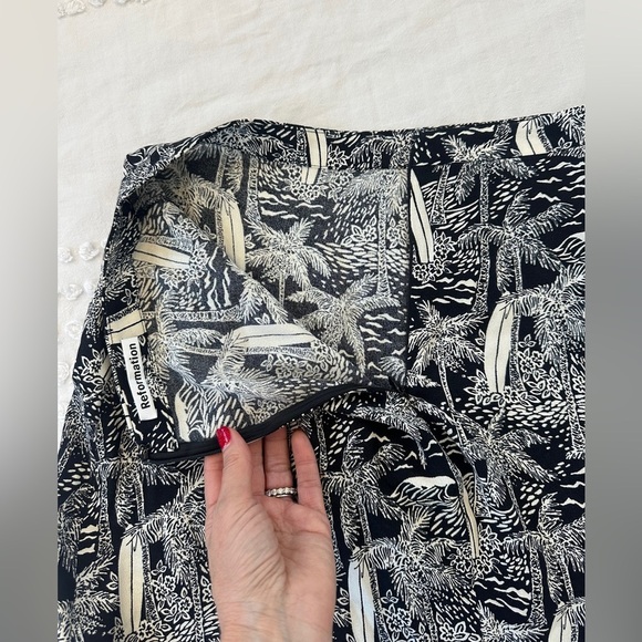 Reformation Lanai Tropical Print Skirt Set - Picture 11 of 14